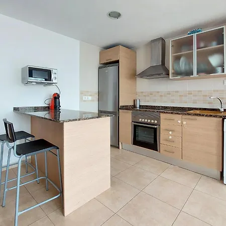 2 Bedroom Stunning In Moncofa Apartment
