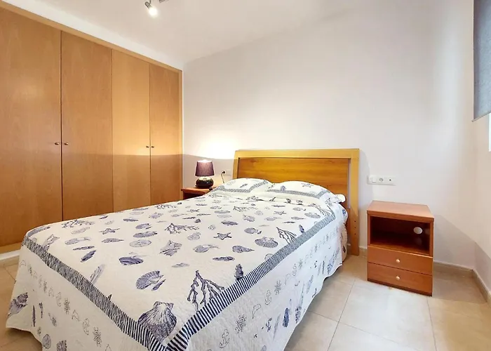 2 Bedroom Awesome In Moncofa